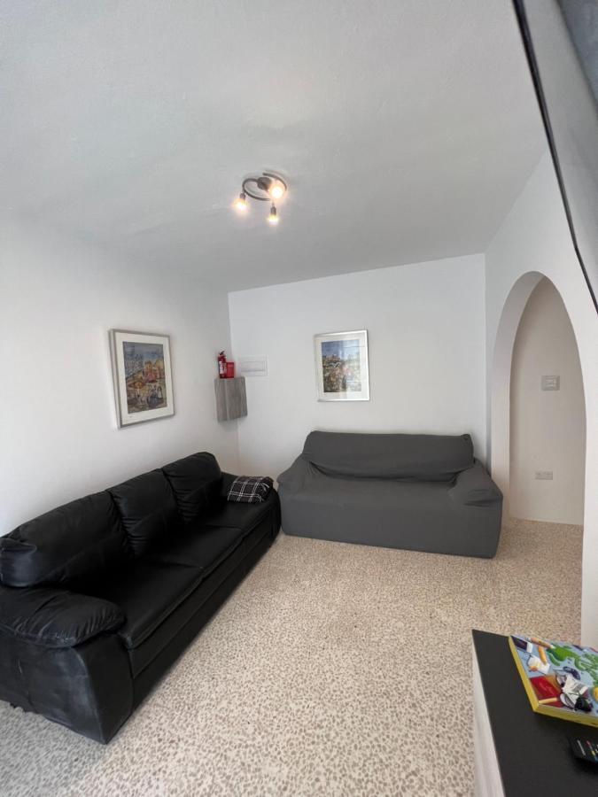 Modern Economy 2 Bedroom Apartment St. Paul's Bay Exteriör bild