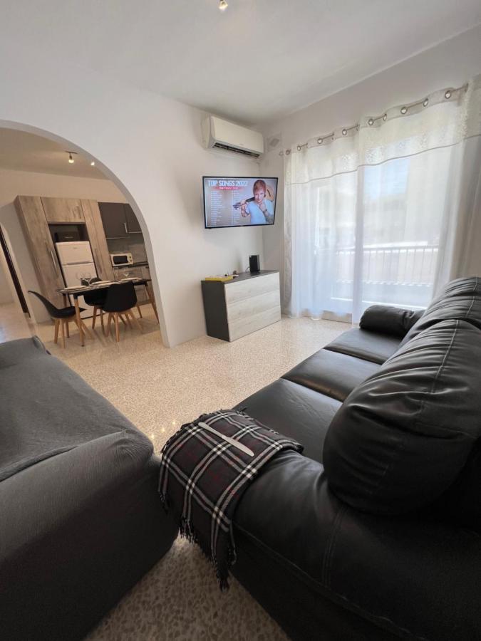 Modern Economy 2 Bedroom Apartment St. Paul's Bay Exteriör bild